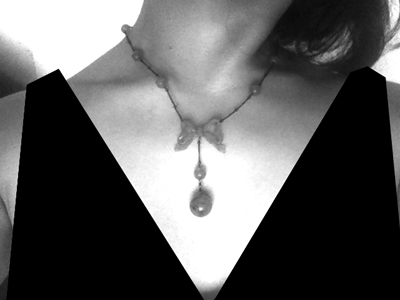 Lill's Jewelry Tokyo. by A Plastic Jewelry & Arty. | 1920's - 1930's - 1940's Vintage Style Bow Necklace.