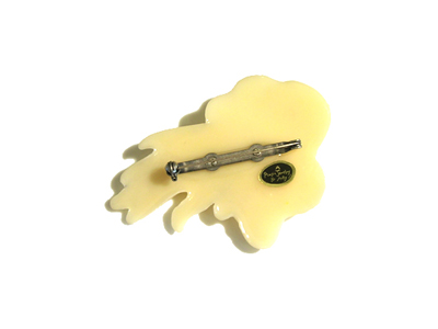 Lill's Jewelry Tokyo. by A Plastic Jewelry & Arty. | 1920's - 1930's - 1940's Vintage Style Bodyparts motif Jewelrys.