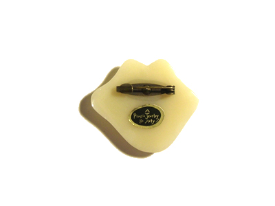 Lill's Jewelry Tokyo. by A Plastic Jewelry & Arty. | 1920's - 1930's - 1940's Vintage Style Bodyparts motif Jewelrys.