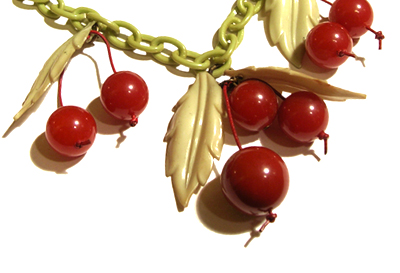 Lill's Jewelry Tokyo. by A Plastic Jewelry & Arty. | 1920's - 1930's - 1940's Vintage Style Cherrie motif Jewelrys.