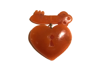 Lill's Jewelry Tokyo. by A Plastic Jewelry & Arty. | 1920's - 1930's - 1940's Vintage Style Heart motif Jewelrys.