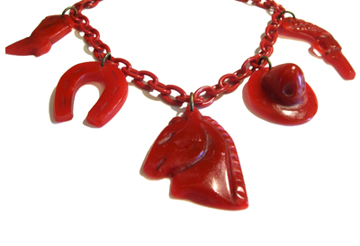 Lill's Jewelry Tokyo. by A Plastic Jewelry & Arty. | 1920's - 1930's - 1940's Vintage Style Western necklace.